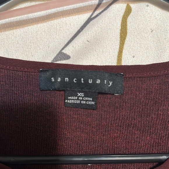 Sanctuary Burgundy Knit Rayon Blend Top Pullover Slit Neck Casual Blouse Size - Picture 3 of 10